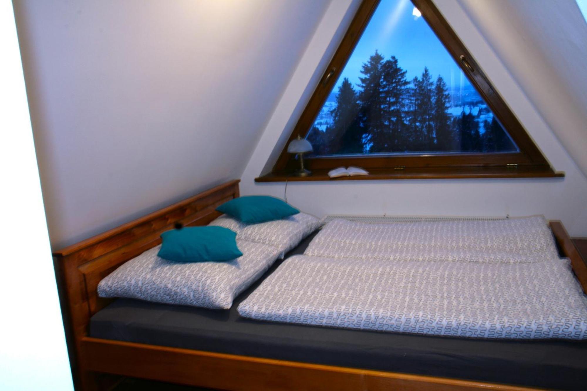 Farm stay Wyspa Ciszy - Agroturystyka, Nieopodal Czorsztyna, I Kluszkowce Nad Zalewem Czorsztynskim