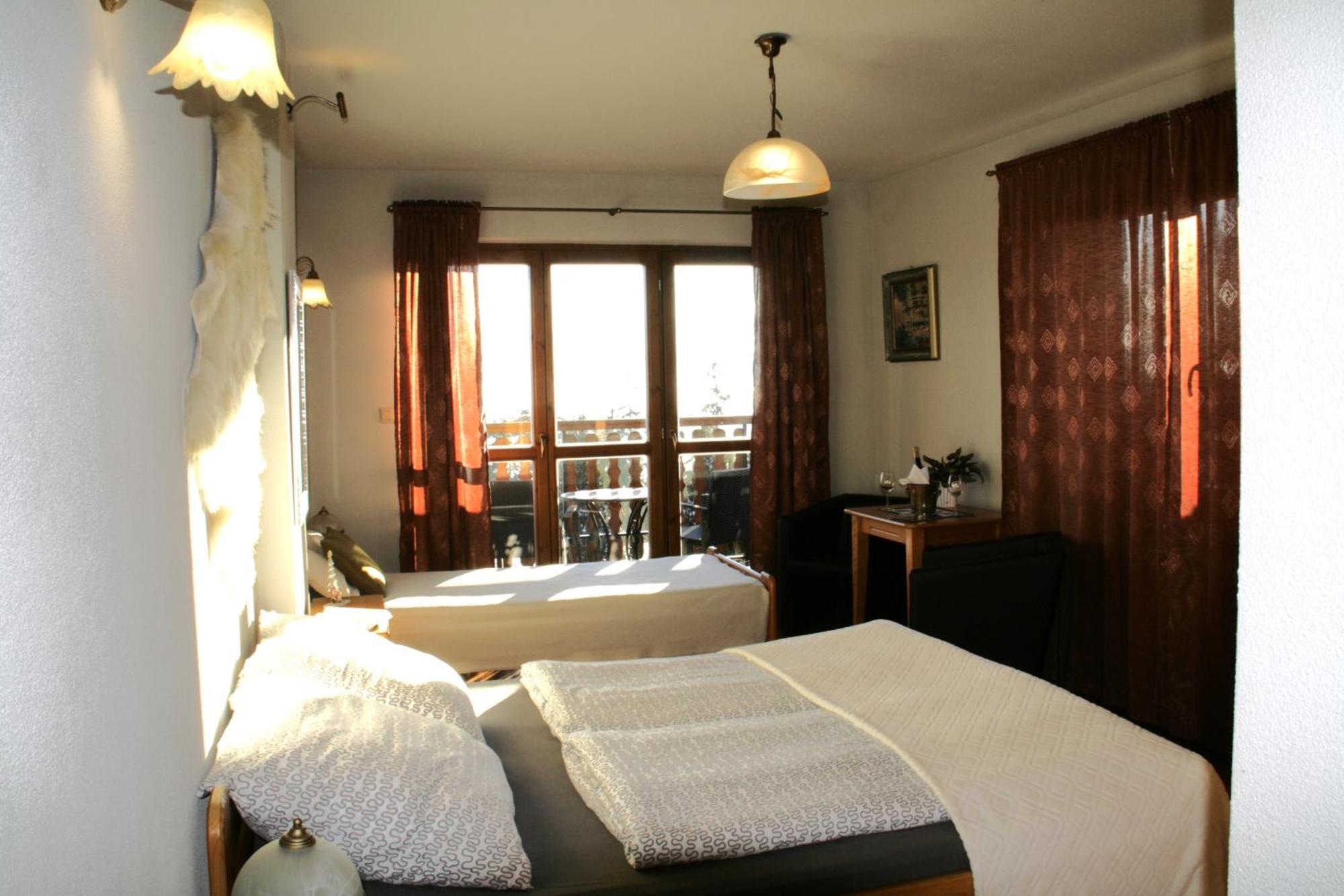 Wyspa Ciszy - Agroturystyka, Nieopodal Czorsztyna, I Kluszkowce Nad Zalewem Czorsztynskim Farm stay Maniowy