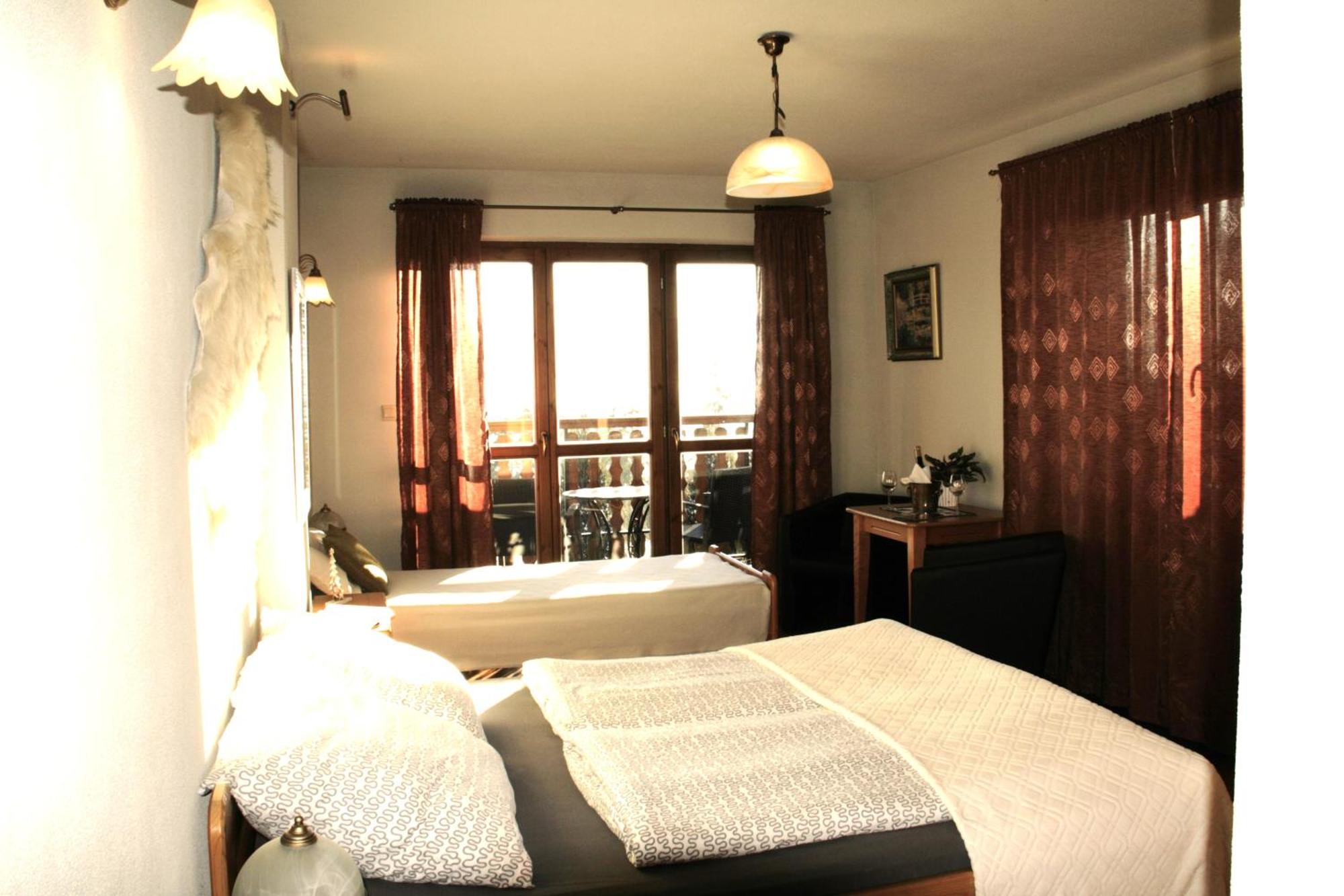 Wyspa Ciszy - Agroturystyka, Nieopodal Czorsztyna, I Kluszkowce Nad Zalewem Czorsztynskim Farm stay
